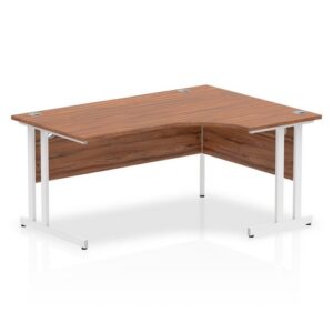 DS6682 | Impulse 1600mm Right Crescent Off Desk