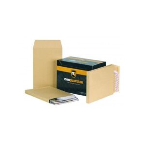 EN9928 | New Guardian Envelope C4 324x229 Gusset Pack 100 E27266