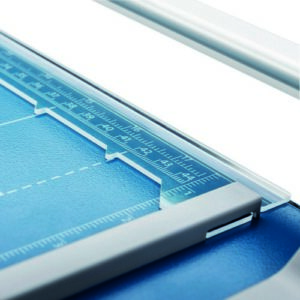GU2806 | Dahle A4 Personal Trimmer